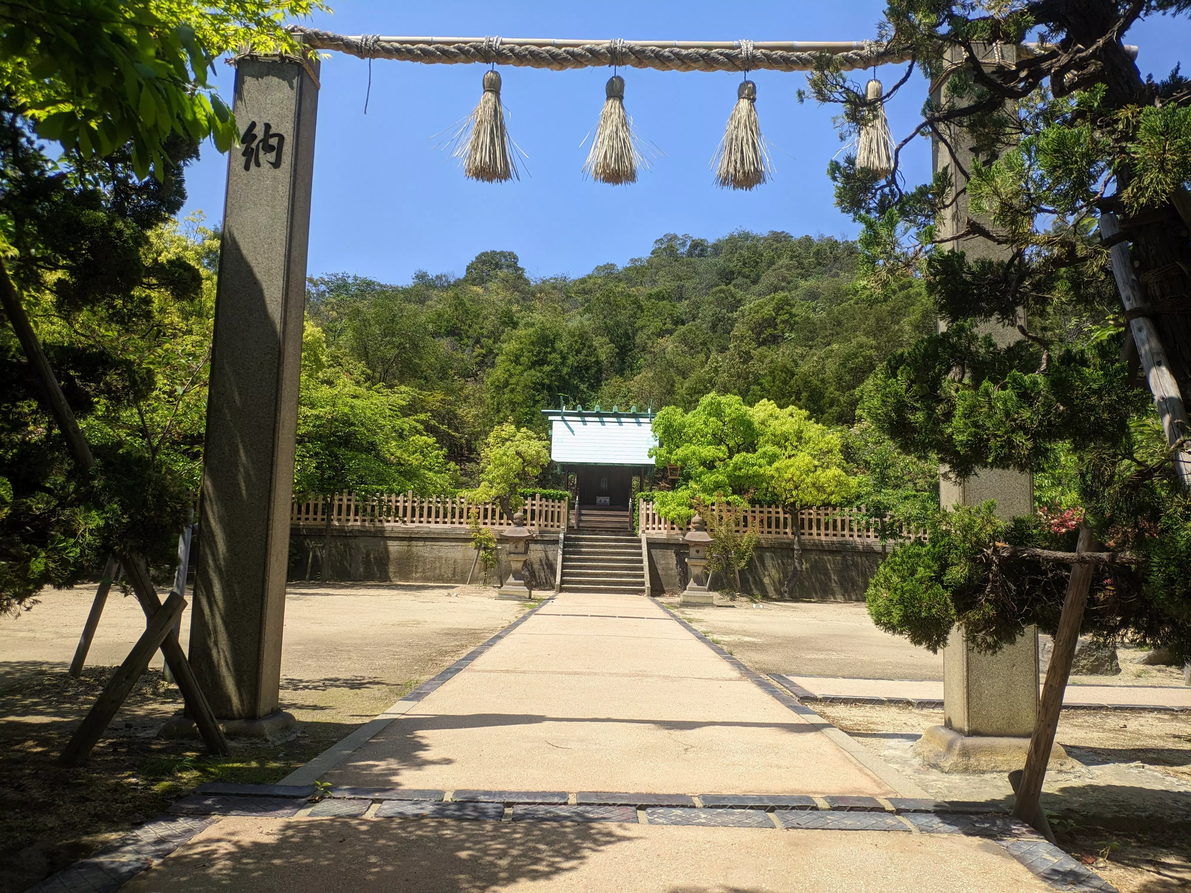 Fig 4.13 神社